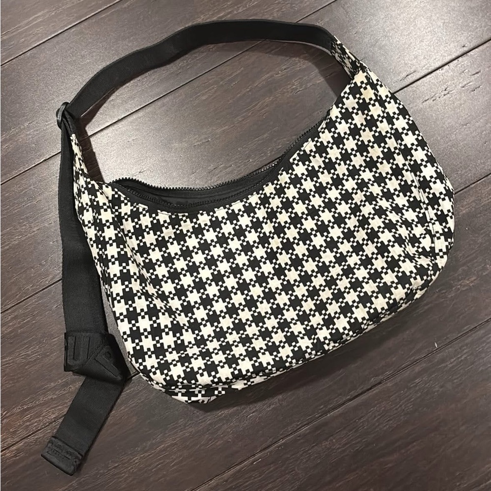 Black and White Pixel Gingham Medium Crescent Baggu